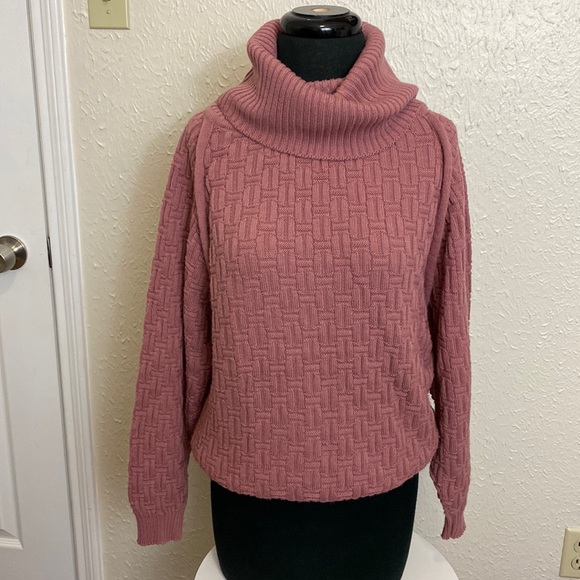 Vintage Sweaters - Vintage Gloria Vanderbilt for Murjani made in Italy Sweater